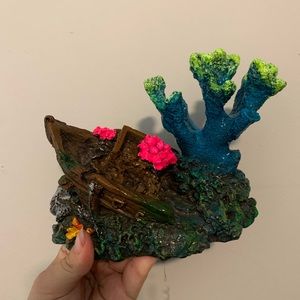 Fish tank ornament